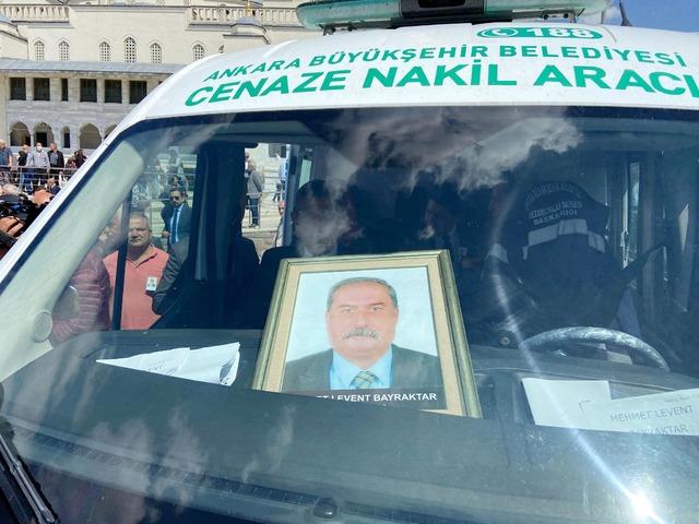 148794_CHP-GENEL-CUMHURBAŞKANI-ÖZGÜR-ÖZEL-CENAZE-TOR