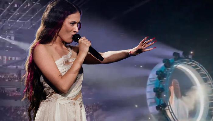 Eurovision 2024'te İsrailli Eden Golan'ı şok eden anlar!  Şarkı söylemeye başladığında...
