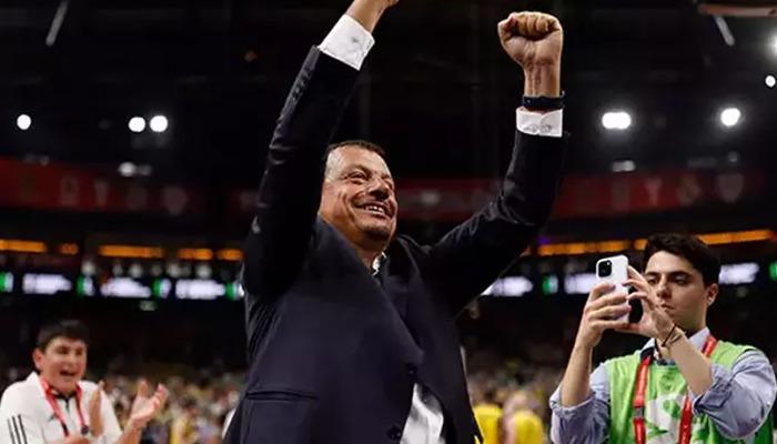 Ergin Ataman'ın F.Bahçe maçı sonrası ortalığı karıştıran açıklamaları!  ''Korkmaya gerek yok, mutlu olan çok Türk var...'' F.Bahçe