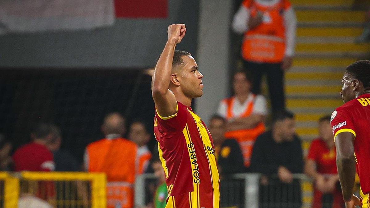 Göztepe'nin golcüsü Juan sonradan açıldı
