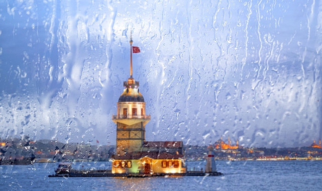 AKOM duyurusu: Sıcaklıklar düşüyor, sağanak yağışlar geliyor - GÜNDEM