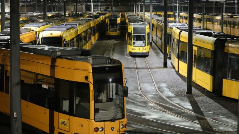 Almanya’da şoför sıkıntısı nedeniyle öğrenciler tramvayları kullanacak