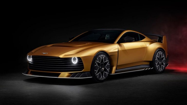 F1 yıldızı Fernando Alonso'dan ilham alan yeni Aston Martin “Valiant” spor otomobili tanıtıldı