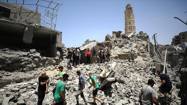 UNRWA: Gazze'de 7 Ekim'den bu yana BM bayrağı altında 560'tan fazla kişi öldürüldü