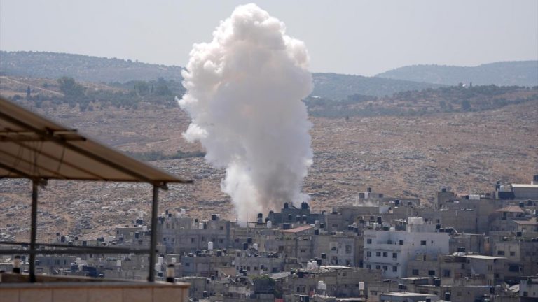 İsrail ordusunun Batı Şeria'da bir evi bombalaması sonucu 1 Filistinli hayatını kaybetti