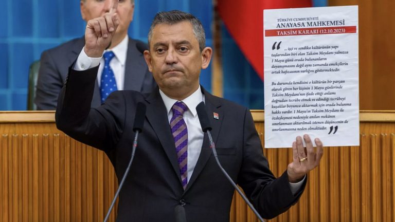 Özgür Özel'den erken seçim açıklaması: “Erdoğan'ın aday olup onu yenmesini istiyoruz”