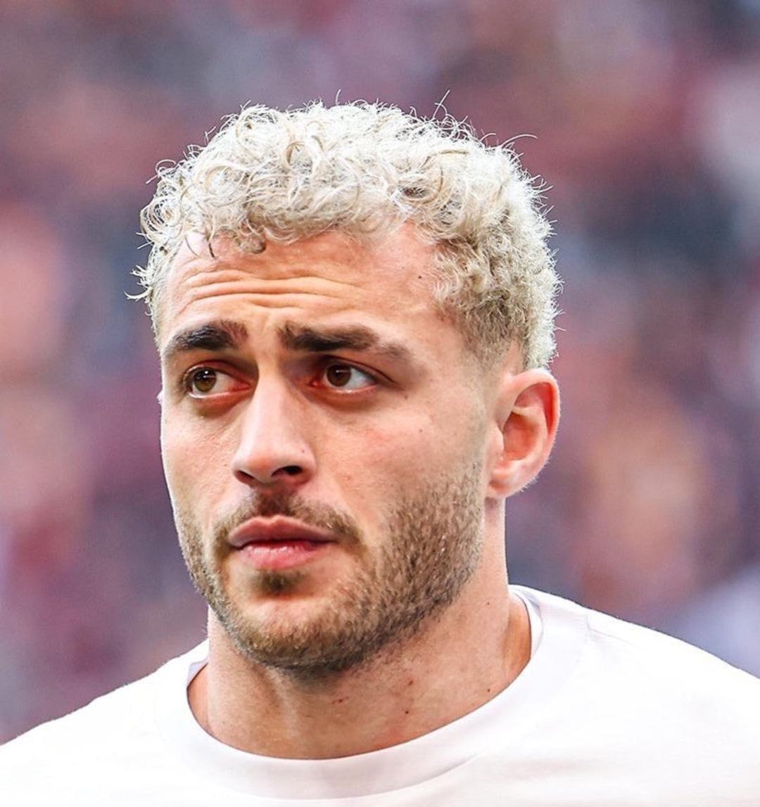 Galatasaray Baraş Alper Yulmaz çözülmedi! Yıldız oyuncusu tekrar eğitime gitmedi ve sözün tutulmasını istiyor ... 3